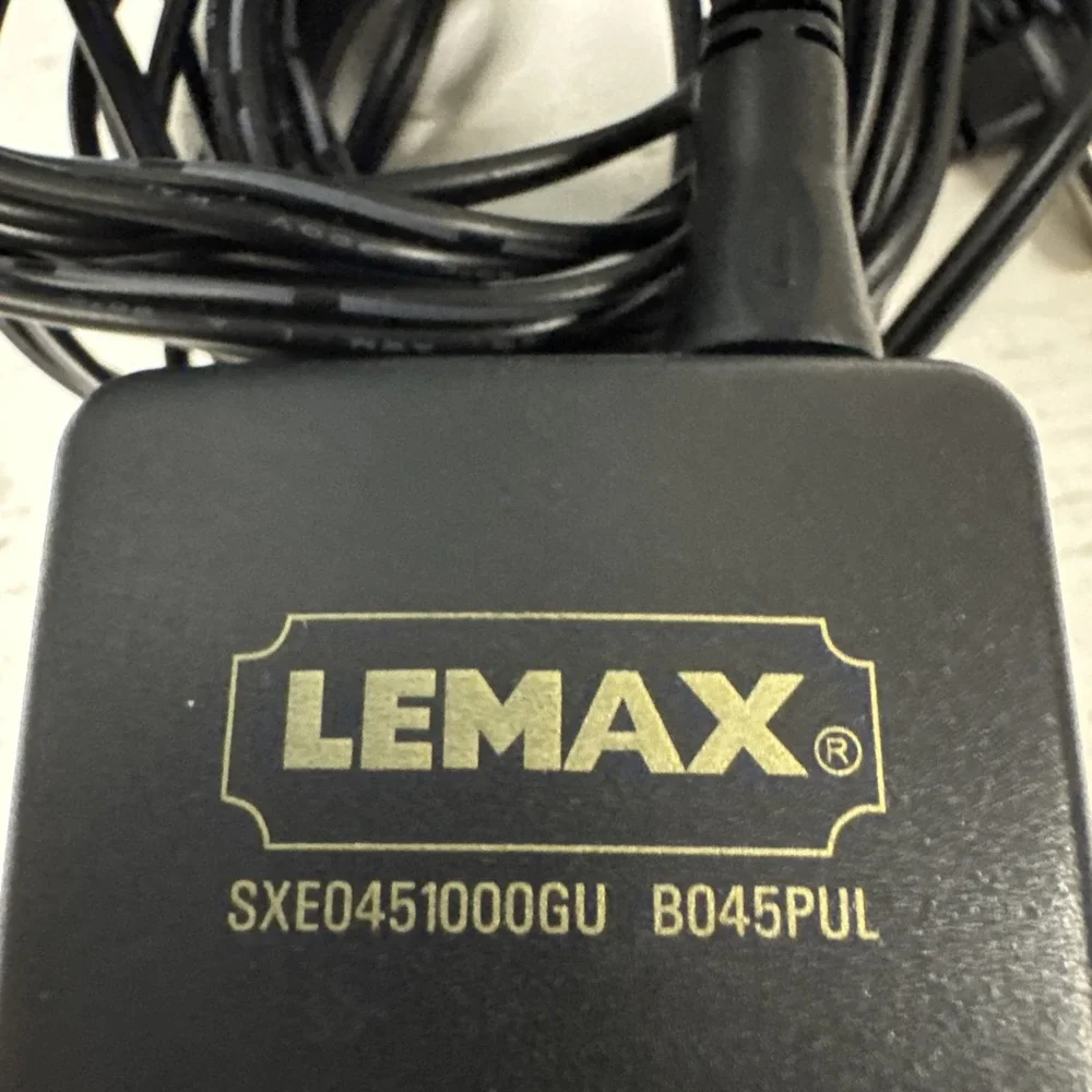 Lemax Spooky Town Switching Mode Power‎ Adapter Black 3 Yellow Plug SXE0451000GU